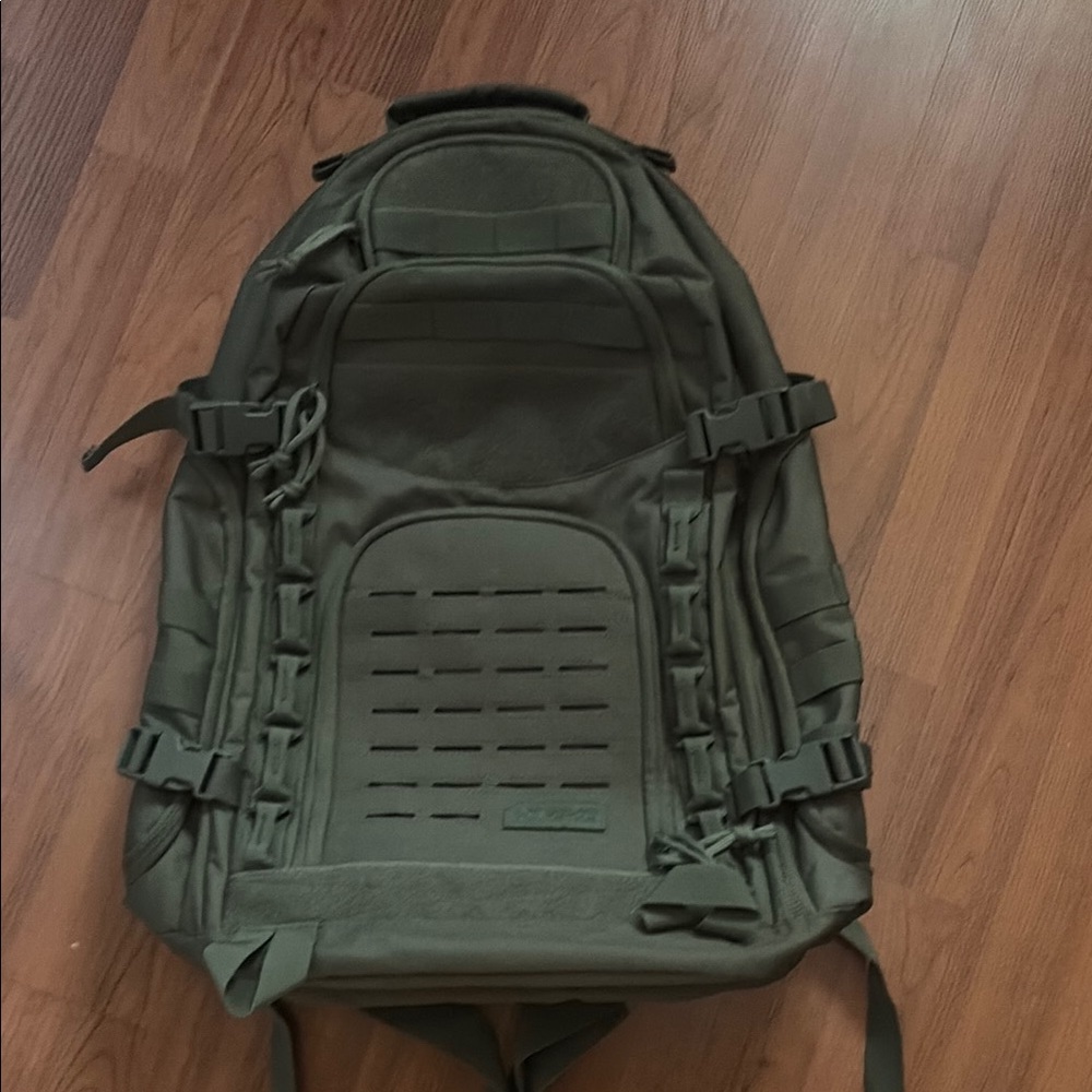 Tactical Olive Green Men's Backpack - Rugged Utility Pack